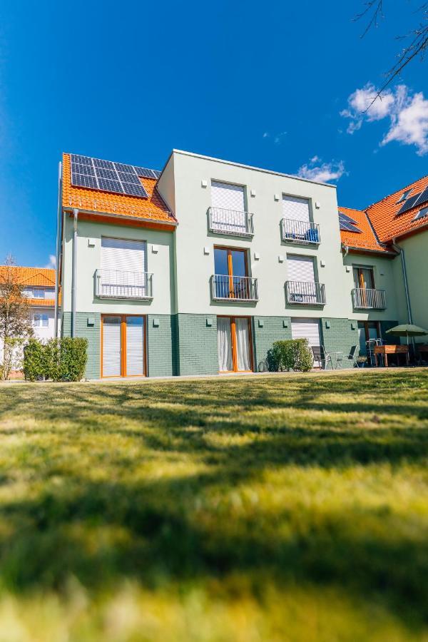 New Living City Appartement Bielefeld Eksteriør billede